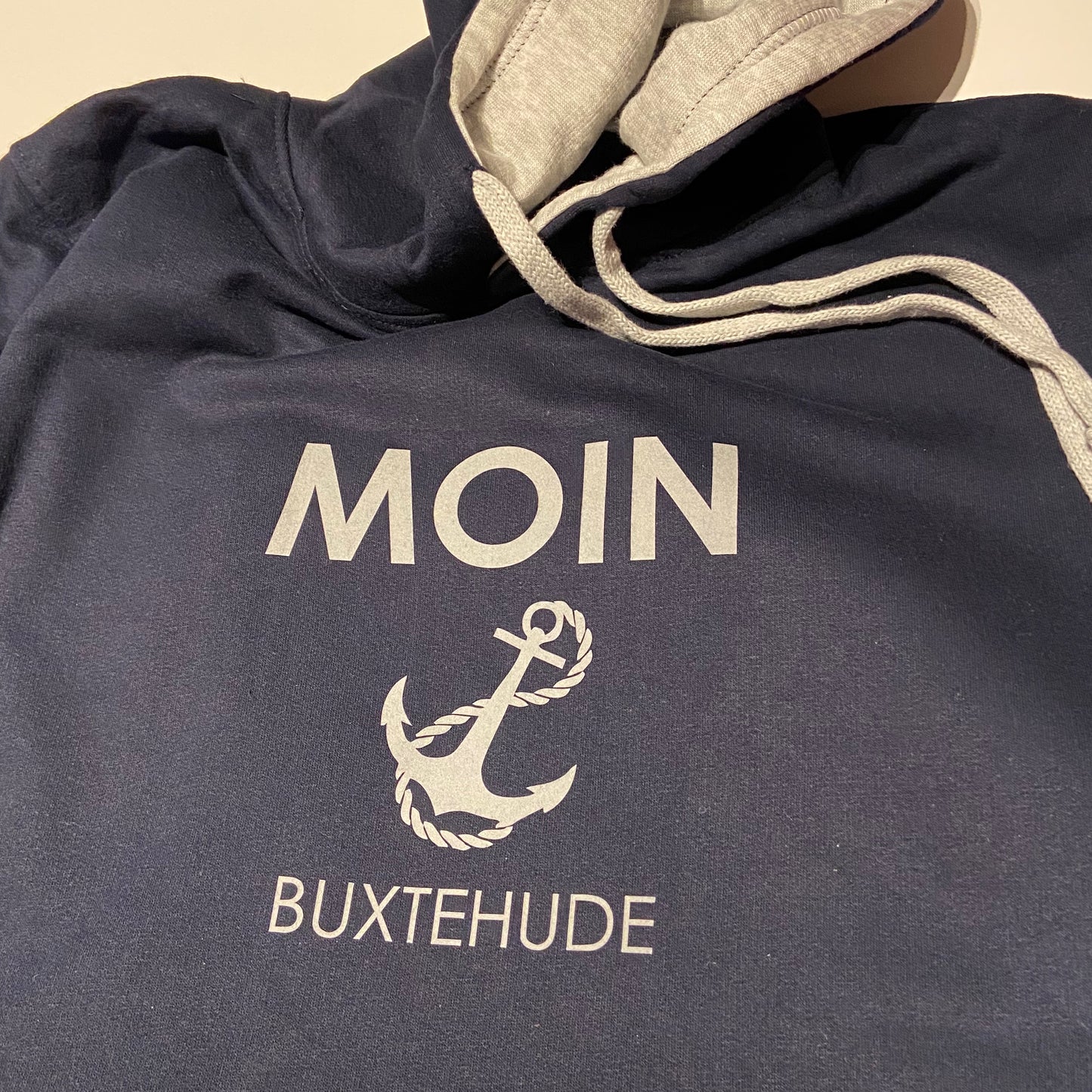 Hoodie Moin Buxtehude mit Anker-Motiv